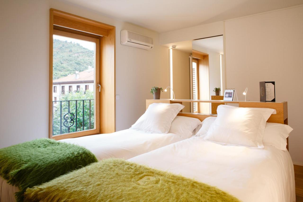 Hotel Echaurren Relais & Chateaux Ezcaray Exterior photo