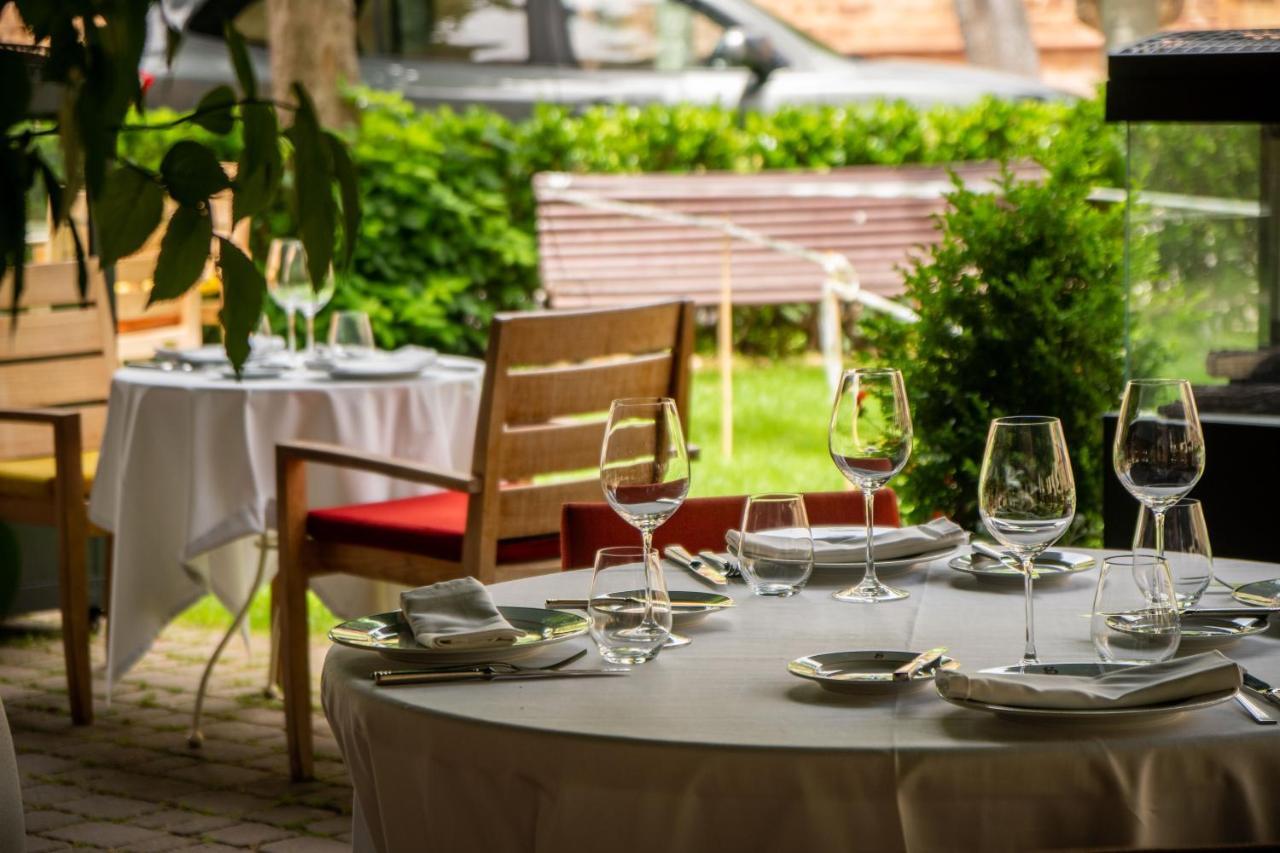 Hotel Echaurren Relais & Chateaux Ezcaray Exterior photo