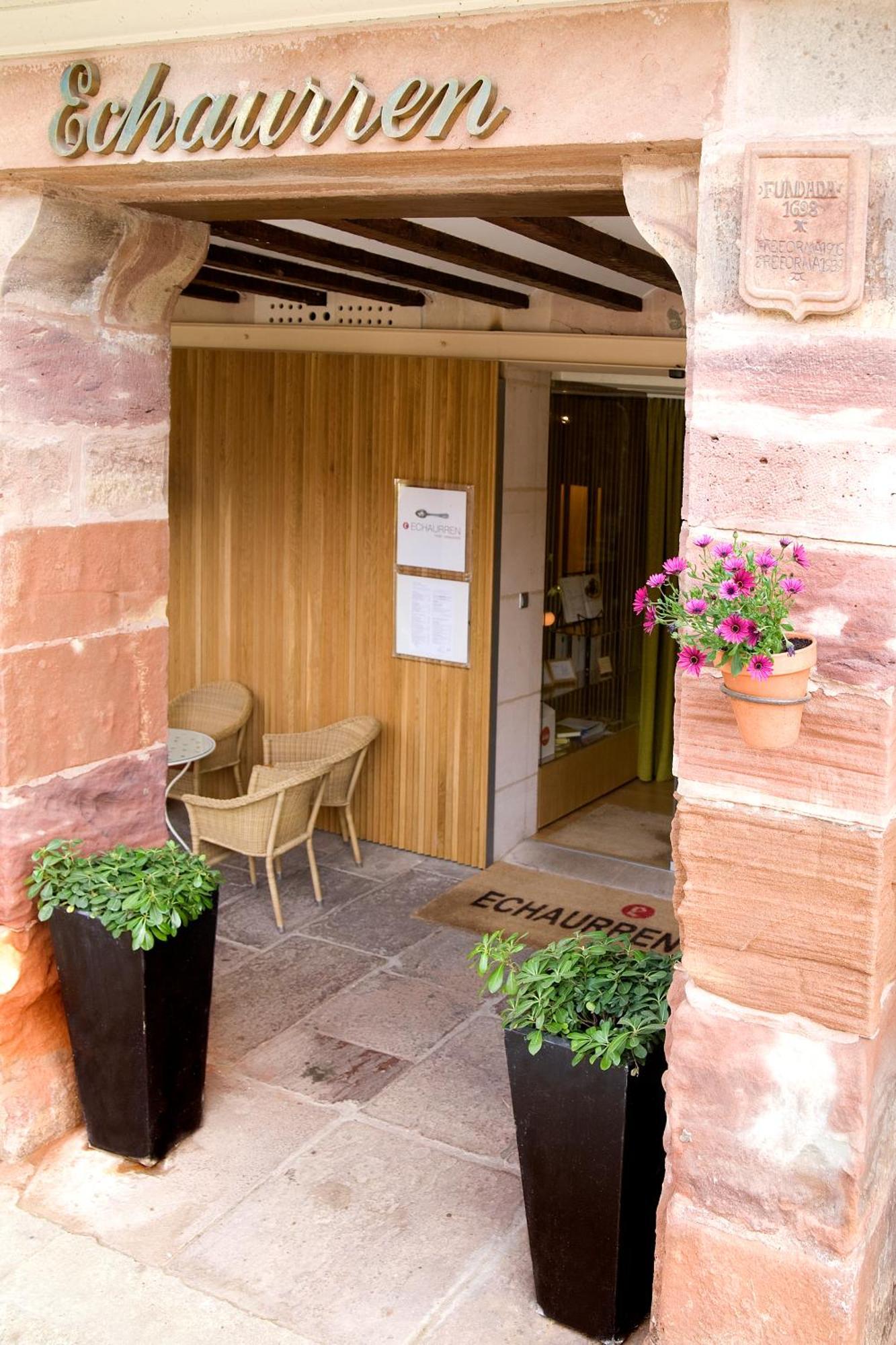 Hotel Echaurren Relais & Chateaux Ezcaray Exterior photo