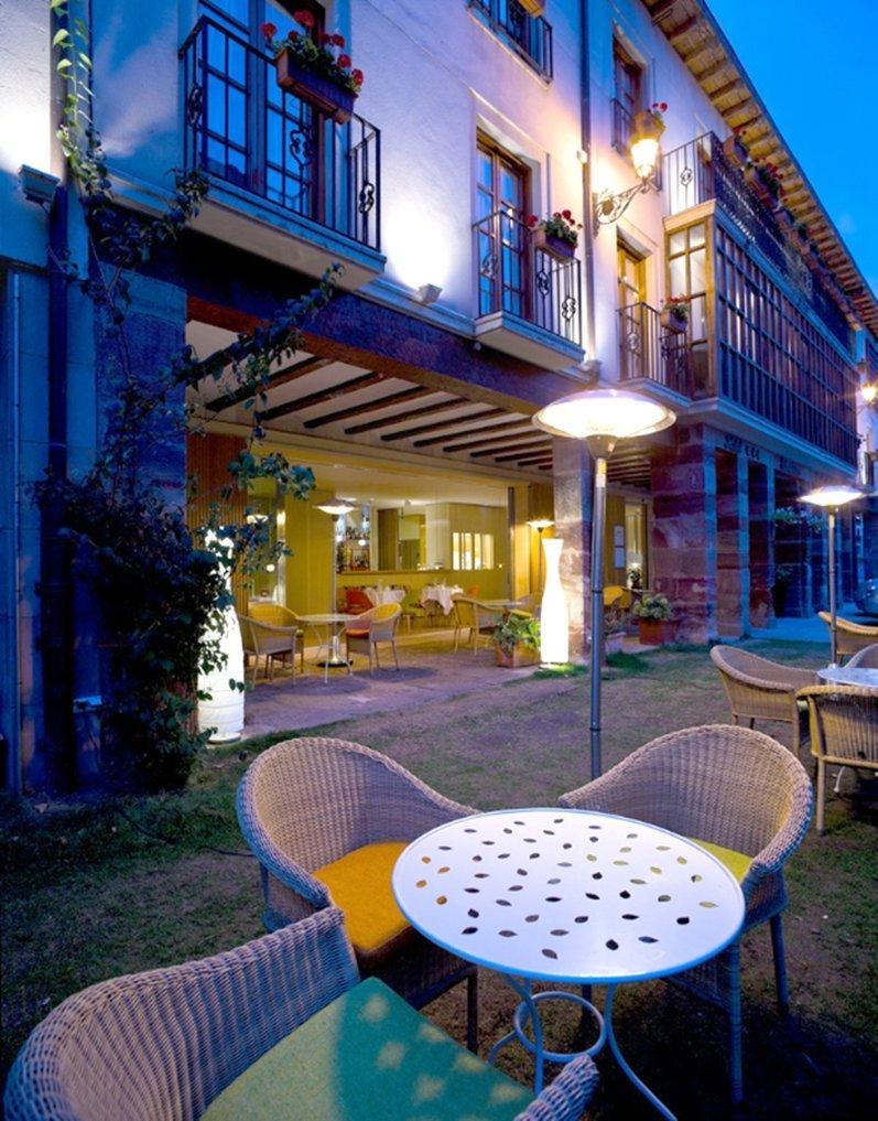 Hotel Echaurren Relais & Chateaux Ezcaray Exterior photo